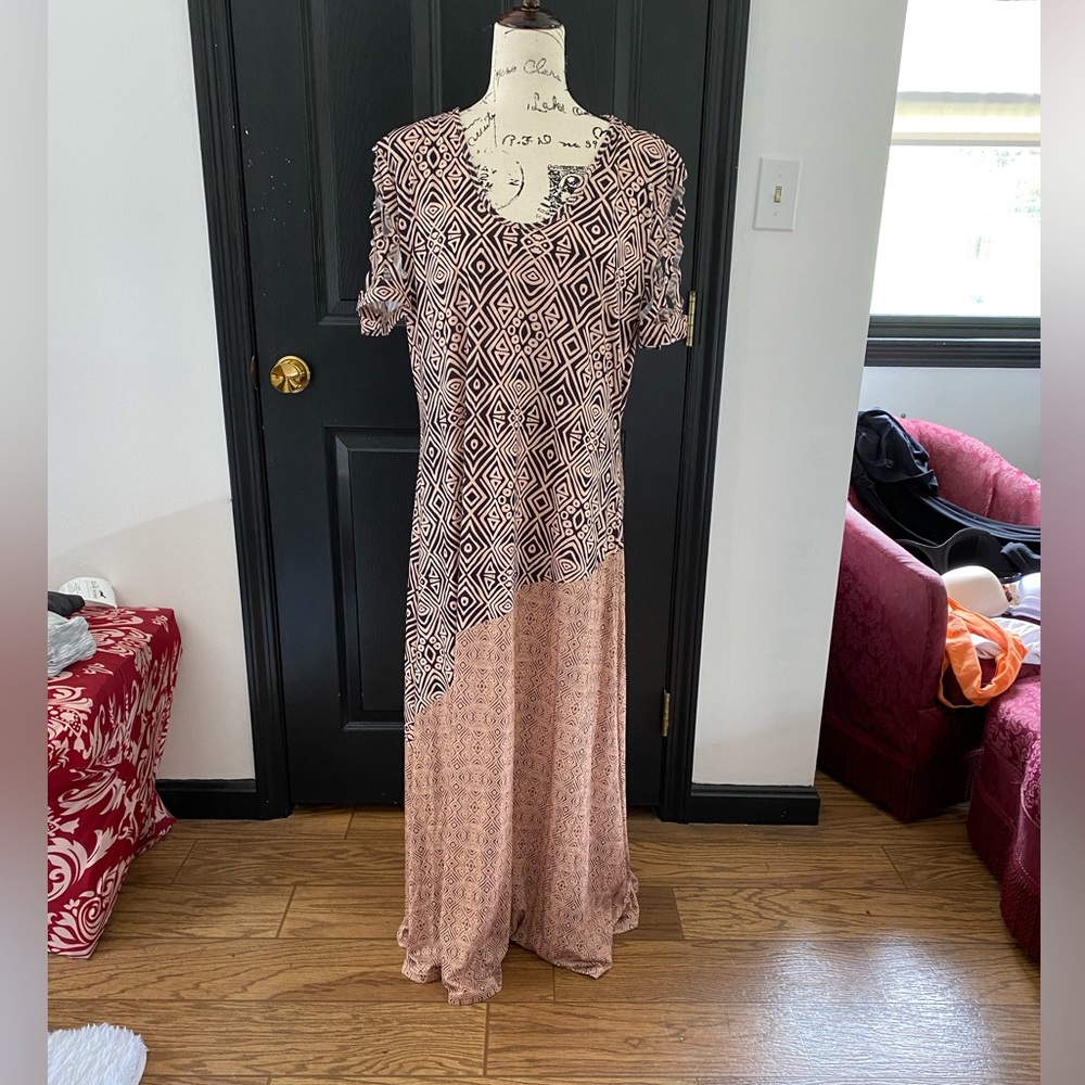 5/$25 - Hekka Dress - Size XL - NWT